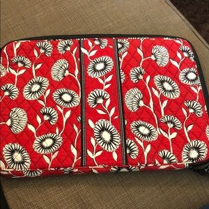 Vera Bradley 17” Laptop sleeve